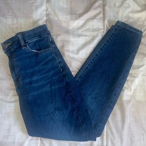 Women’s American Eagle Stretchy Skinny Jeans 8S